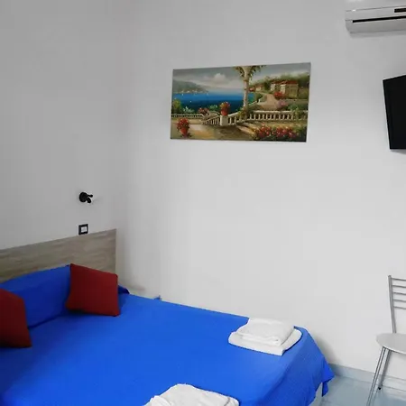 By The Beach Apartment *